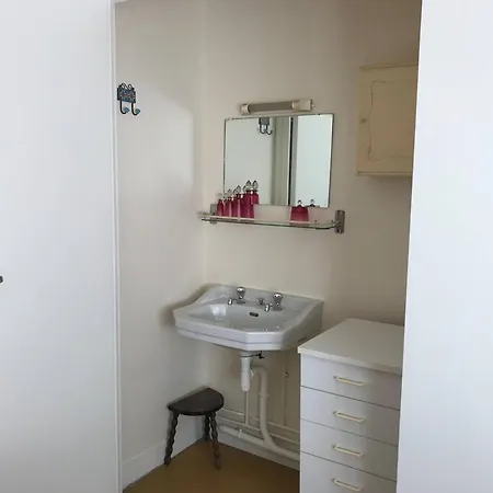 2* A - Jardin Et Animaux Admis - Fr-1-738-43 * Во-сюр-Мер